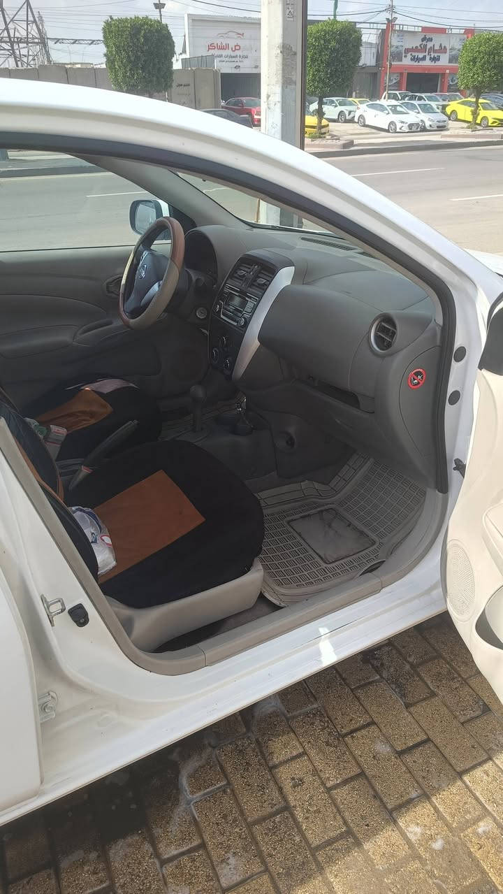 نيسان هندي موديل 2021 اربيل ماشيه 126 الف بأسمي بيه صبغ بالدوسه اسفل باب السائق سيارة نضيفه سعر 105$ للأتصال ***********
