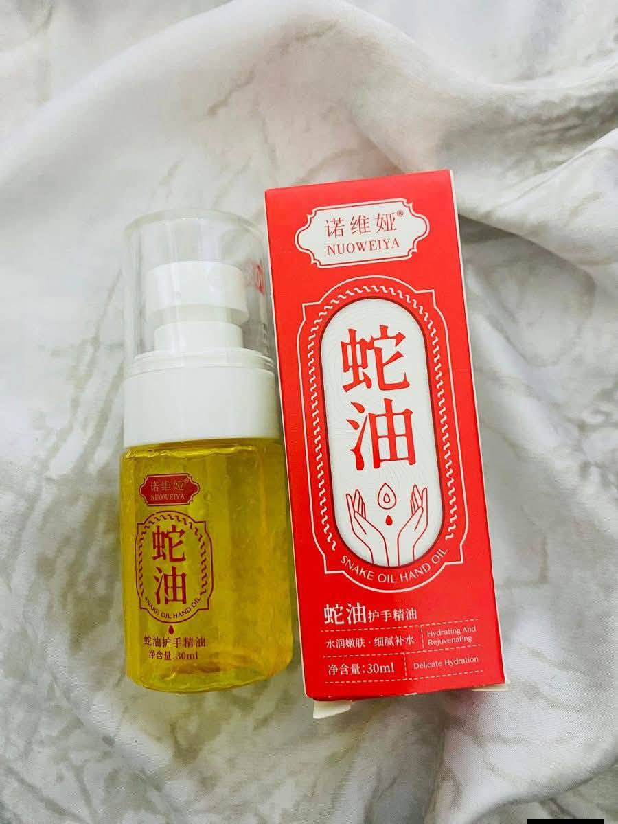 زيت العناية باليدين بخلاصة زيت الثعبان 
ترطيب وتنعيم اليدين شديدة الجفاف والمتشققة.
مكافحة الشيخوخة: يعمل على تقليل ظهور التجاعيد والخطوط الدقيقة على اليدين.
تحسين الملمس: يساعد في القضاء على الخشونة والتشققات القوية ويترك البشرة ناعمة.
السعر«» 5


**إذا كنت صاحب هذا الإعلان وتريد حذفه لأي سبب، رجاءا أرسل رسالة إلى الدعم الفني**