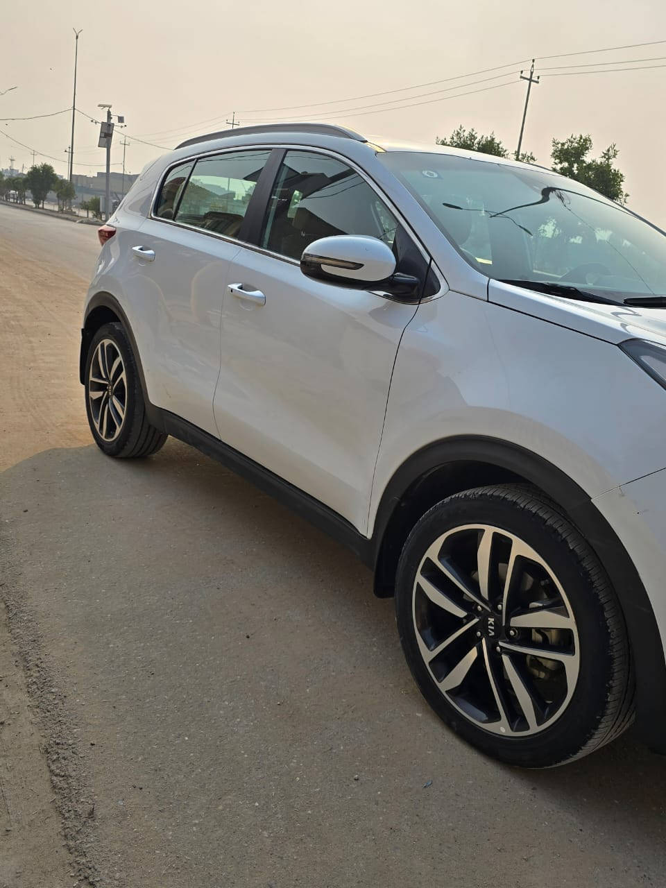 السلام عليكم سبورتج ٢٠ سماوه بأسمي مداور ثاني يوم سعر ١٩٠ وبيه مجال ***********
