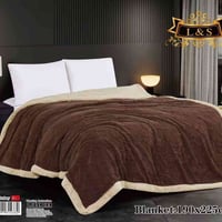 غطاء بوهيمي • فرو • شارع بلقيس