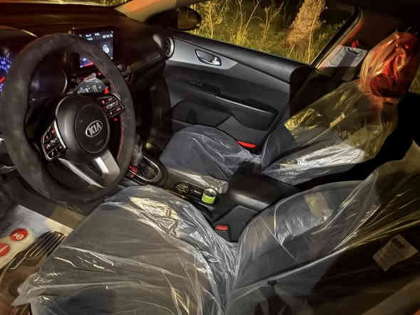 السلام عليكم
فورتي2020
الموصفات 
شاشه
كامره خلفيه
راذار امامي
حساسات
نضامين قياده
سستم صوت
مكينه دوش 2000
ويل كب 
تخم تايريات جديد

الحادث بنيد مبدل بلاد و مصبوغ 
السعر129 و بيه مجال بسيط
مكاني بغداد
***********
