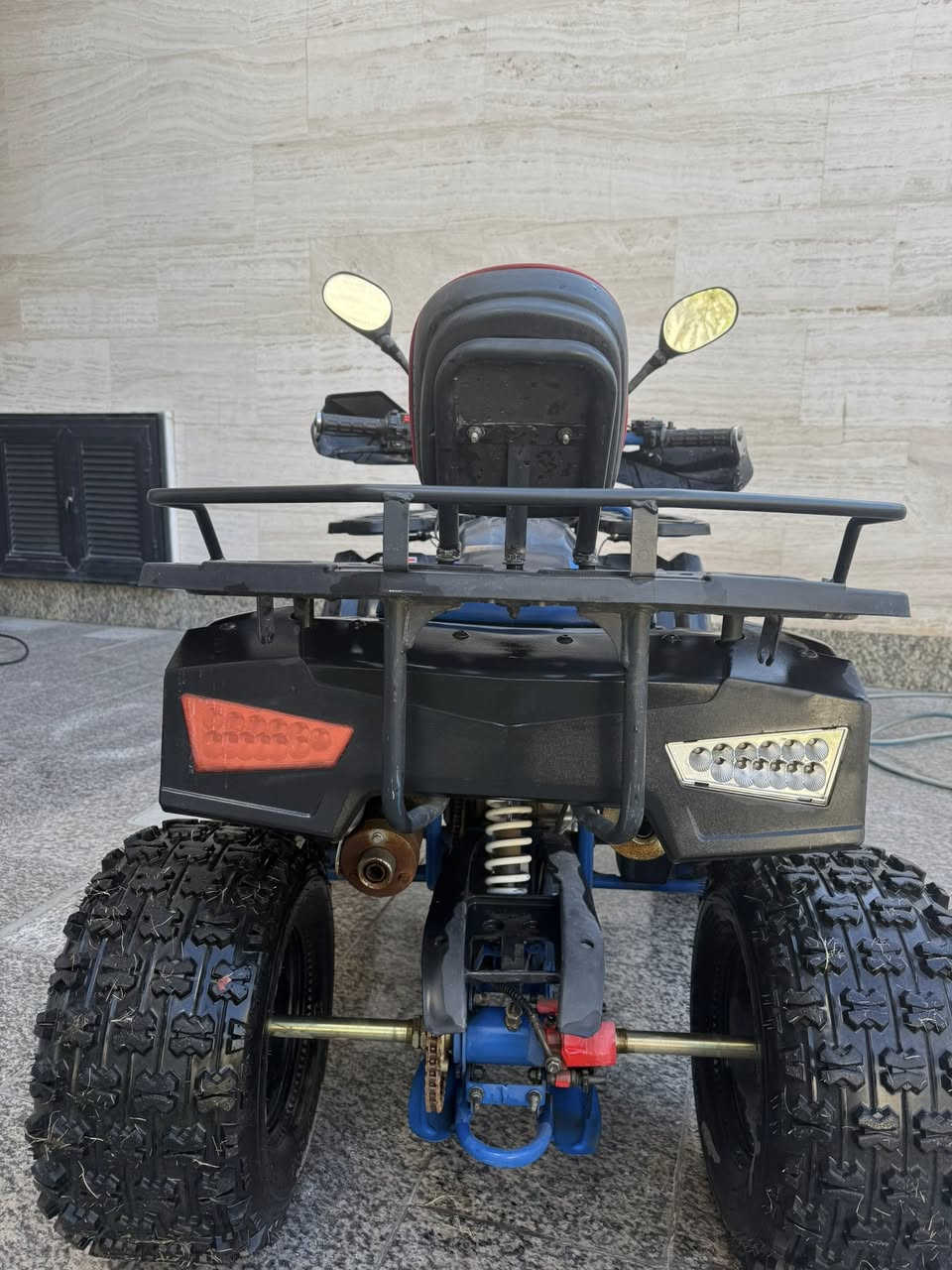 دراجه رباعيه 2023 محرك125 كير اوتماتيك ماشيه600km سرعته60 استخدام شخصي ونظيفه جدا للستفسار ***********
