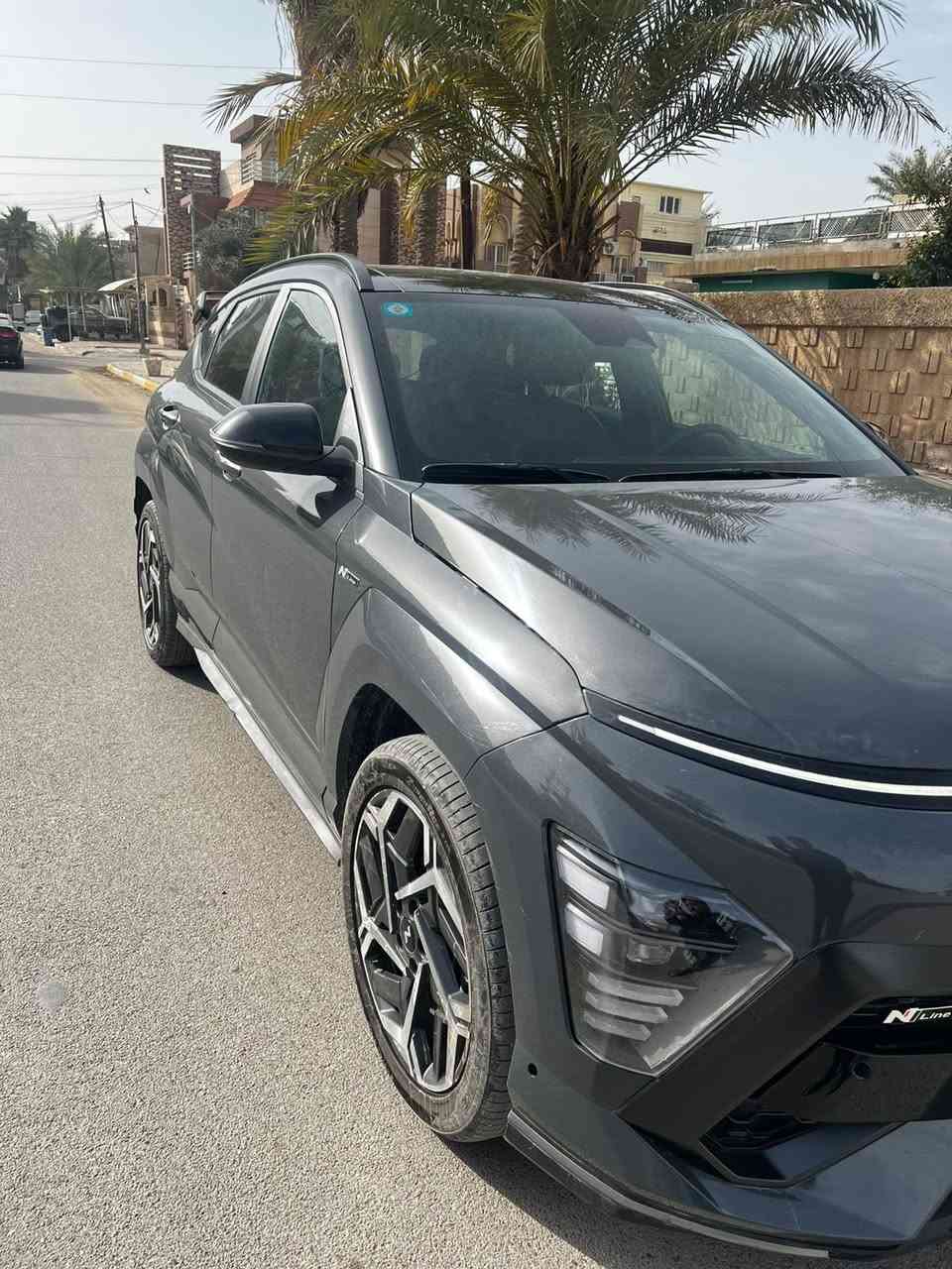 السلام عليكم
هيونداي  كونا ١/١ N line موديل 2024
حادثها موضح بصور 
الون سمنتي 
ماشيه ٣٠ الف 
السعر ١٨٦ وبيا مجال 
مكاني المنصور 
***********
