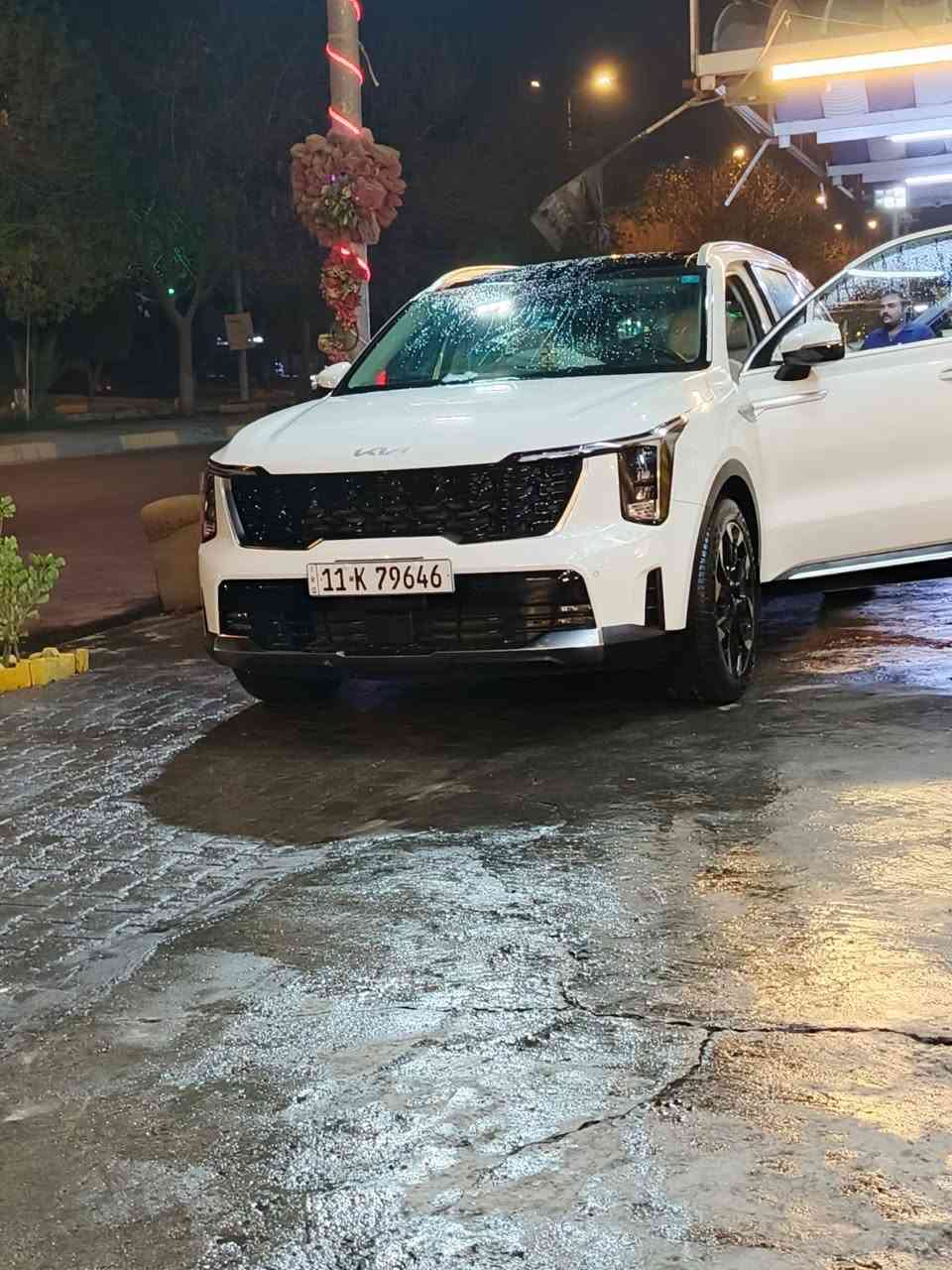 سلام عليكم 
سيارة سورنتو 2025 ماشيه 7000مكفوله كفاله عامه و خليجيه طالعه من شركه باركود 
 مواصفات 
رقم بغداد بسمي 
بانوراما 
دبل كامره خلفي 
ويل 20
داتا شو 
اناره محيطيه متعدده الالوان 
لايت زنون عالي ناصي
لايت خلفي امامي LED
 بعده وضع الشركه سياره 
كير ماوس
كشنات كهربائي
هندبرك دكمه 
وضعيات قياده 
مساعده منحدرات 
جنطه كهرباء
تشغيل عن بعد 
بردات خلفيه
شاشه متصل 
دوشمه جلد مخلفه ارضيه وكشنات 
شاحن وايرلس 
كيجات متغير الكتروني وعادي
نقطه عمياء
شاشه لمس متغير التحكم 
ستيرن فول تحكم
7راكب
الاناره الداخليه LED
دخول بصمه ذكي
حساس امامي
حساس خلفي
قبضات الباب الالمنيوم 
مري شفط
حاملات اكواب 
جام 4 AOT
جام على بصمه يصعد وينزل 
تشغيل عن بعد..
.
مكاني كربلاء 
***********
 الاستفسار عن هاذ الرقم
