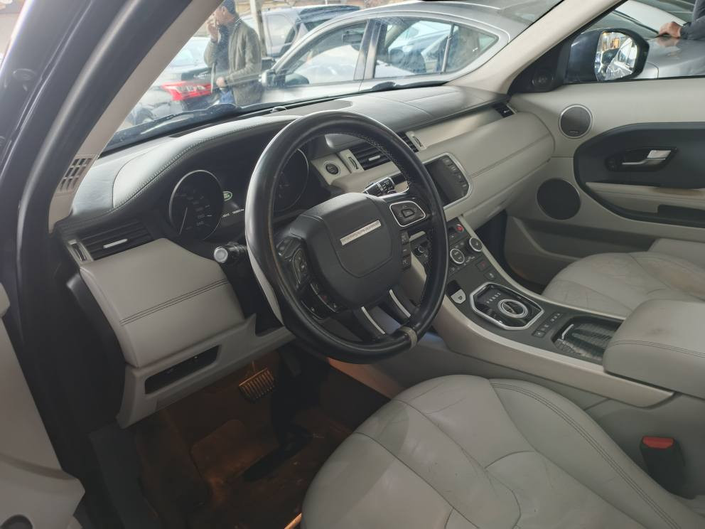 RANGE. ROVERفول مواصفات بدون اي صبخ بانوره  رادار حساس كوشن حار و برد بصم سياره كلش نضيف سعر 138هاتف*********** أربيل, العراق
