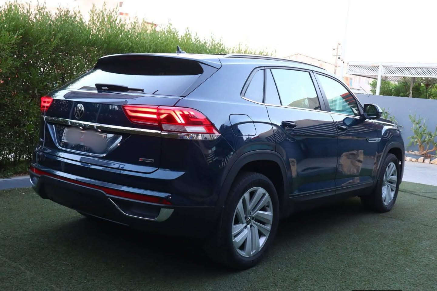 أتلس کروس سبورت 2022 SE 
مكينة: 6 سلندر 3.6 فول مواصفات لون : النيلي
خمسة مقاعد
مواصفات:
بانوراما بصمة تشغيل على أربعة أبواب، بريك بصمة, تبريد مركزي،
رادار أمامي، وتنبيه الخروج عن ، USB مدخل
android auto, apple carplay،المسار، رادار الجانبى
ليد نهاري، زجاج كهربائي بخاصية  ,
اوتو على أربعة ابواب، کشن جلد هیتر، مقعد
السائق كهربائي، كاميرا، صندوق شفط، دفع
خمسة مقاعد
ومواصفات أخرى motion رباعي
أربع وضعيات القيادة 4
تشغيل عن بعد
ضرر:ثلاث قطعات بابین و جاملغ جهة السائق
ماشية  51.8 mi
سنوية بأسمى
مكان سيارة اربيل

للتواصل واتس اب ***********
