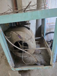 مبرده شغاله بحاله جيده للبيع ١٠٠ الف وبيها مجال للاستفسار ٠٧٧٠١٧٢١١١٥