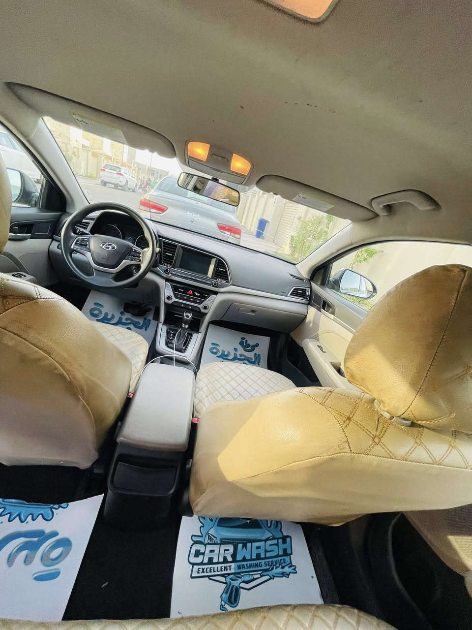 النترا 2018 ماشيه110ml حادث امريكا چاملغ خلفي ايمن وشويه من الباب تصليح حار وحادث داخل العراق جاملغ وشويه من باب  السائق بيها تعديلات بسيطه علبارد سياره نضيفه محرك 2000 دوش السعر 125$ وبيها مجال 
للاستفسار الاتصال على الرقم ***********
