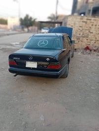 مرسيدس ١٩٩١ • محرك ٢.٥ • نيلي