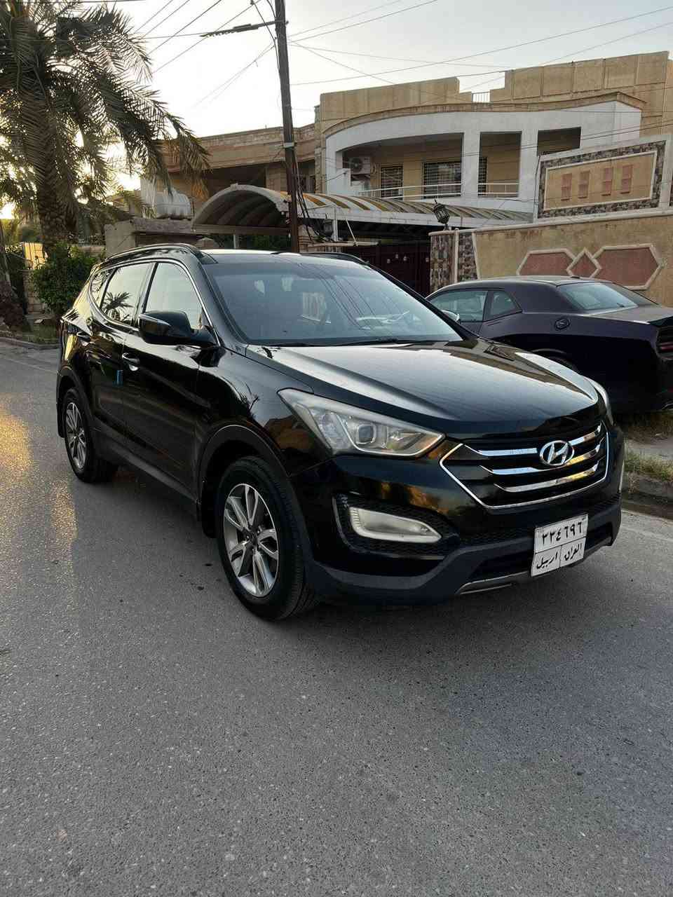 السلام عليكم
سنتافي خليجي
 موديل 2014
 فول مواصفات واحد على واحد 
بانوراما تحكم ستيرن جهتان 
كروز سرعه 
تبريد 3قطع 7راكب 
 كير محرك تبريد مكفولات 
محرك 2400 دوش 
السيارة مكفوله من صبغ  
بيهابعض الطخات  والشخوط موضحه في الصوره 
السياره جاهز
 رقم اربيل شرط التحويل 
بأسم كردي 
السعر 132
 وبيها مجال للطيبين
للستفسار 
***********
***********
عنوان بغداد حي الجامعة

