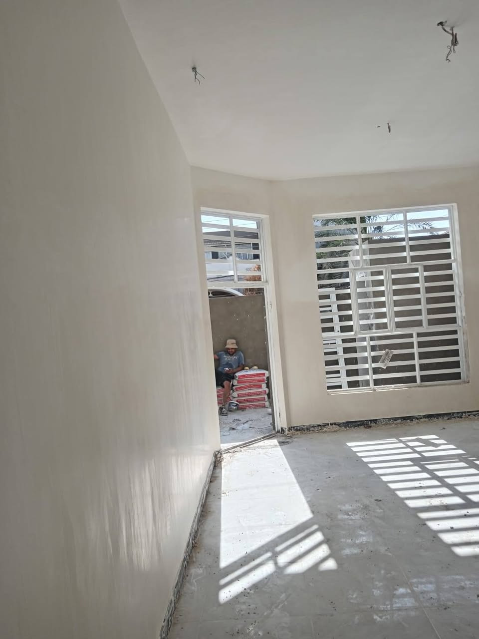 لباخ متفرغ حالين درج اول كادر متكامل***********
