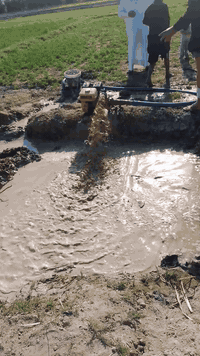 حفر ابار اليدوي تجفيف منهولات تعبيرات الشارع كافت المحافضات العراق ***********
***********
