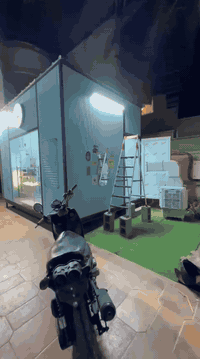 كرفان للبيع 3x4 نظيف جداً العنوان (بغداد / البنوك ) تريد تاخذ كـ مشروع جاهز ومكمل وياه سنك وفاترينا وميز  تريد كرفان للاستنفسار الاتصال على ***********
