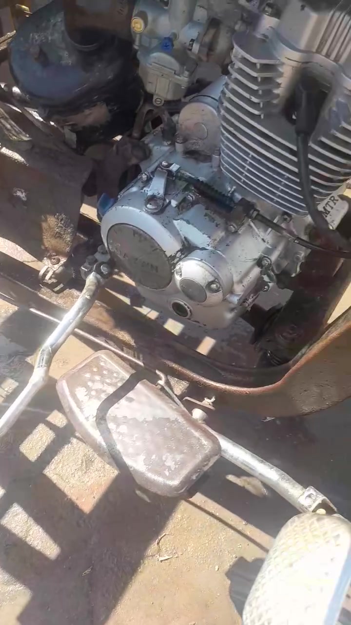 سلام عليكم ستوت للبيع دايون كلك ستوت حلو عاوزه بدي اكسل لطش محرك جديد  سعره 400 أو بيه مجال غليل مكاني البصره أبو الخصيب طريق محوله الزهير  ***********
