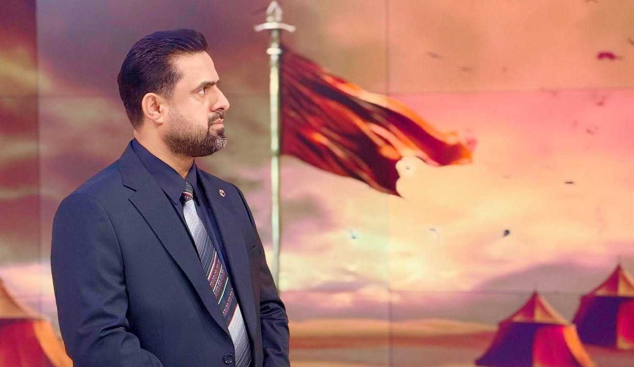 اولى الخطوات نحو اثارة المعرفة الحسينية من خلال برنامج صباحات حسينية، حيث قمنا بتصوير برومو البرنامج، الذي سيُبث يومياً ابتداءً من اليوم الأول من شهر محرم الحرام عبر شاشة قناة العراقية العامة

وبرفقة الزملاء الأعزاء وإخوتي الغوالي:
الأستاذ مؤيد جاسم
والدكتور جاسم الحسن

وقد وثّق هذه اللقطات بعدسته المبدعة المصور محمد عمار
نسأل الله أن يوفقنا لتقديم عمل يليق بعظمة هذه المناسبة العظيمة، وأن نكون عند حسن ظن المشاهدين الكرام.
محرم الحرام… موسم الوعي والوفاء والتجديد الحسيني.
#محرم_تجديد_الولاء
#موسم_الوعي_بالحسين
#صباحات_حسينية
#قناة_العراقية_العامة
#شبكة_الاعلام_العراقي


**إذا كنت صاحب هذا الإعلان وتريد حذفه لأي سبب، رجاءا أرسل رسالة إلى الدعم الفني**