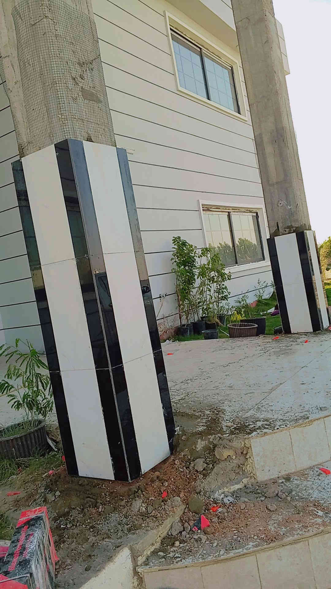 سلام عليكم 

خلفه سيراميك ارضيات وجدار عليوميه وعلمتر شغل عله طريقه لايرانيه تتريس وزن الليزر بابل فقط 

ومناسب ***********واتساب
