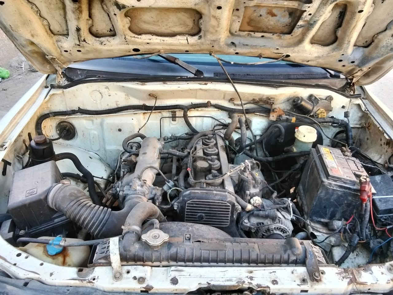 مسيبوشي موديل 2002 
  بغداد الماني. السعر 52 $
كير وتماتيك ، محرك ونجي  
كير اكسن محرك شاصي مكفوال 
 ***********
مكاني بغداد غير متواجد على النت
