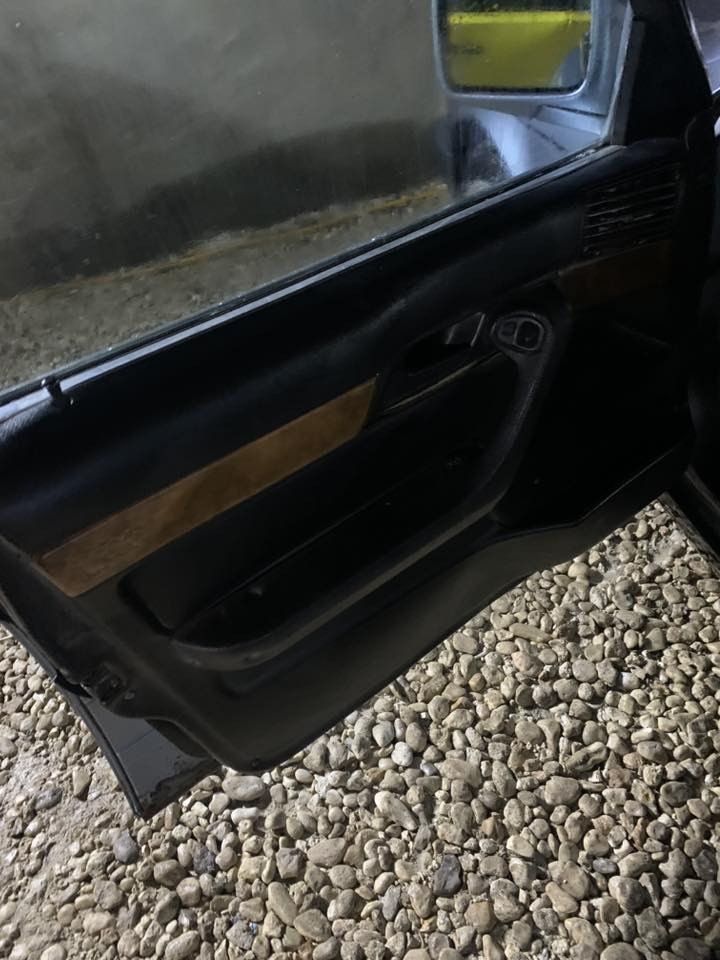 سلام عليكم بي ام 525للبيع او مراوس بگير عادي فقط 

السياره  مكينه مفتوح  تبخر وترايك وين مايعجبك  وشرط ٢٠٠ دك بيه كير اوتو تبريد شغال ثلج وياله ١٧ داخل نضافه ٩٠ بل ١٠٠ كشنات كهرباء شغال  
 السياره كهربائيات كله شغاله مابيه كلوب طافي  رقمه كربلاء دولي السنويه لل 30مكان السياره ديوانيه ب أسمي السعر ٤٠ وبيه مجال رجائاً المو شراي لايتصل ويواعد هذا الرقم بي وتساب *********** وهذا مابي فقط اتصال *********** اسف عل أطاله
