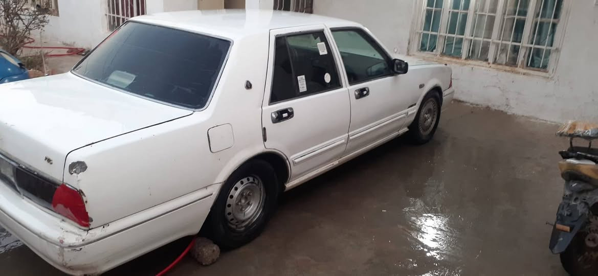 السلام عليكم سياره للبيع سدرك أدوات السعر 15مراوس يرهم السياره جاهزه تبريد شقال بيه بدايه تبخير التصال على الرقم ***********
