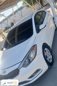 كيا فورتي 2016 محرك 2000 دوش مواصفات lx سعر 125 وقابل لتفاوض 078765138...