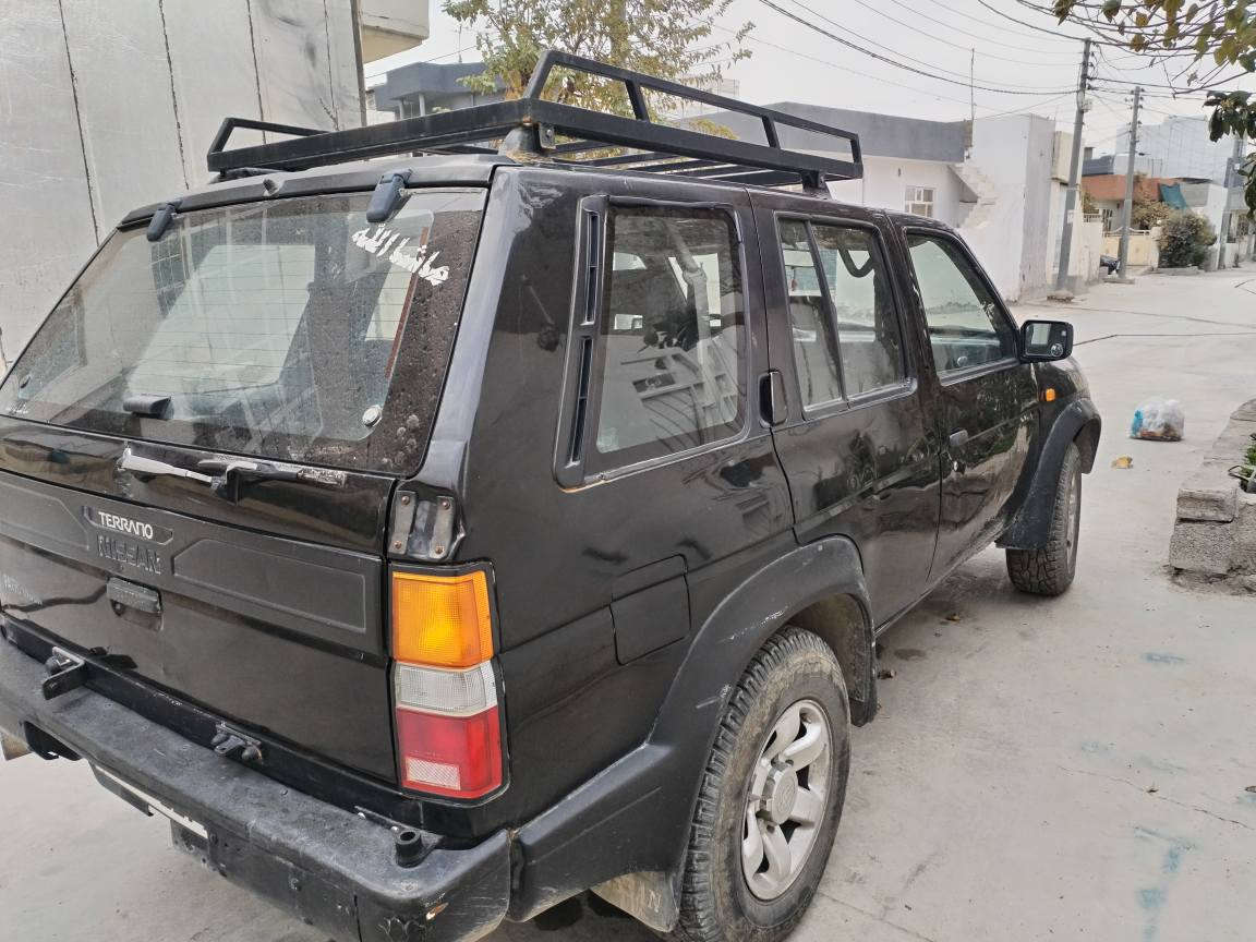 نيسان موديل ۱۹۹۰ محرك كير بلادي ٦سلندر  دفع رباعي شغال بيه قطعتين صبغ بدون دواخل تبريد تدفئة اربع تايرات جديد سيارة جاهزة شرط التحويل سعر ٤٥ $مكان السيارة سليمانية *********** السليمانية, العراق
