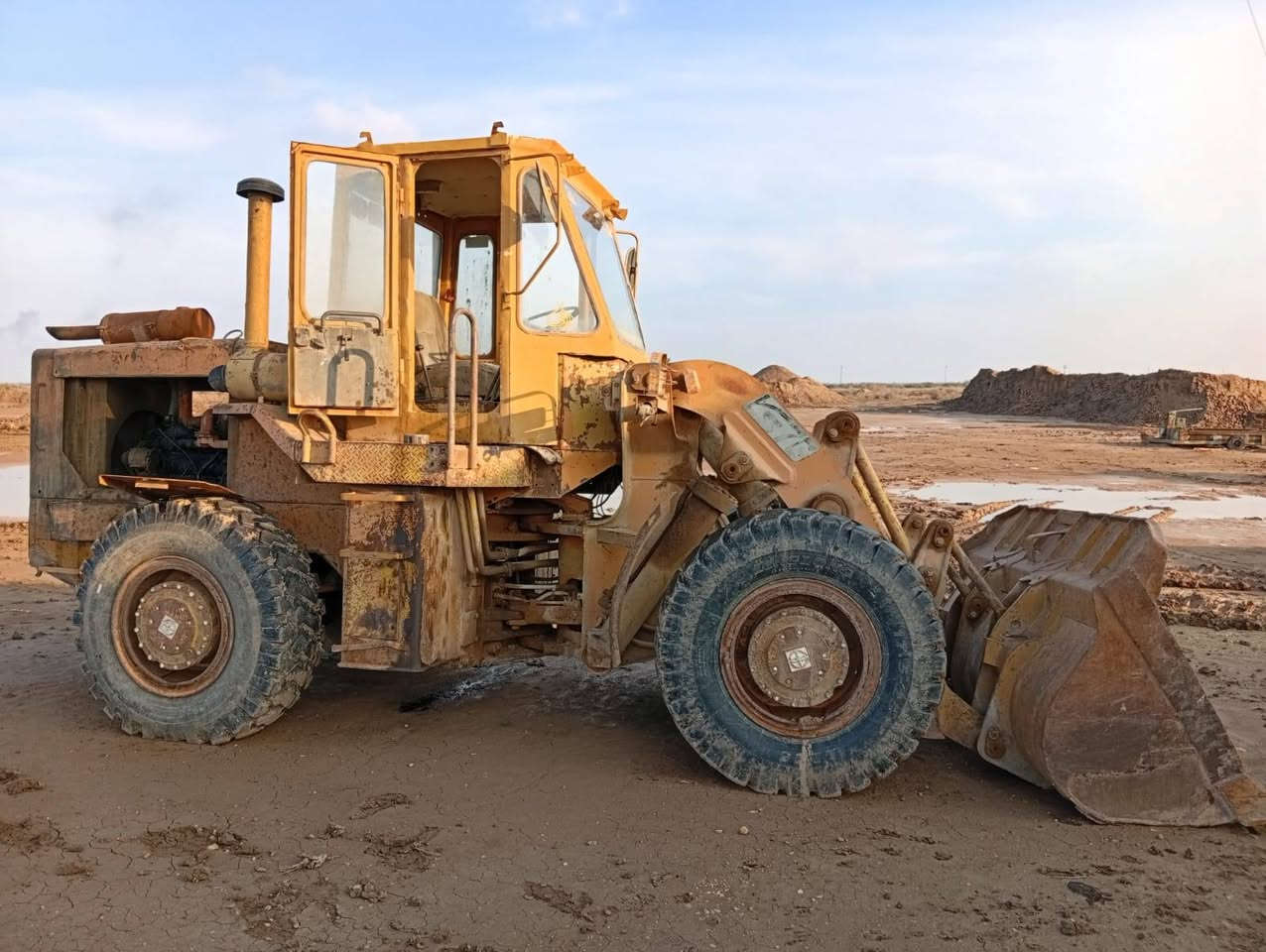 اعادة المنشور بسبب الوعود السلام عليكم شفلات للبيع عدد ٢ جاهزات للعمل
واحد بدون رقم 
واحد بي رقم بصره مااعرف صاحبه
الشراي يتصل العنوان واسط الحي 
***********
***********
