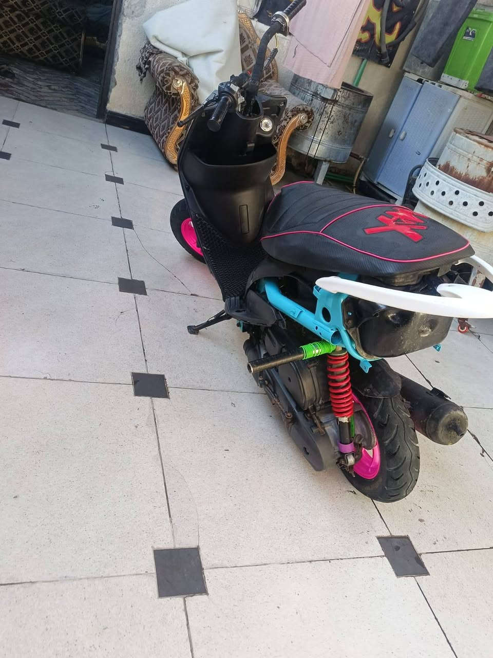 دراجه ماكس عدله حربيه مفتوحه بس بوشه 55 الدراجه حلوه كزوز بلادي كامله عله اخر حبايه دراجه ماعايزها شي سلف هندر محرك الصفحه ما مفتوحه شرط عنواني بصره معقل يم مغتسل الابله *********** البصرة, العراق
