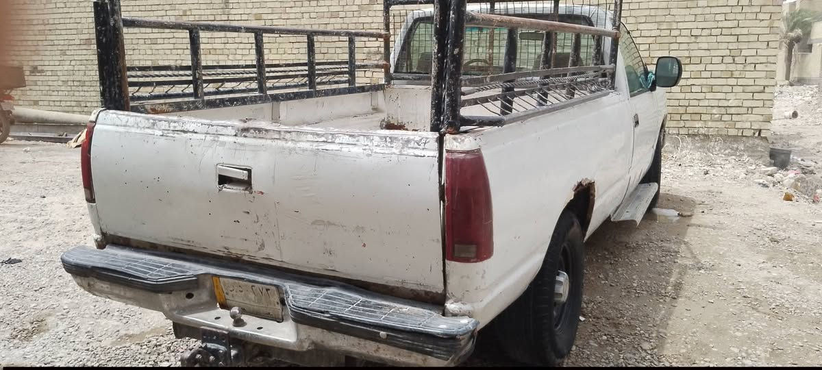 سلام عليكم شوفر جمس مراوس او بيع سعر 45 رقم بغداد سيارة نضيفة وتخبل مكينة 8 350 كير شاصي كلة نضيف  شعندك كية نفس السعر اعلا شوية ارواس وبيع هم ترهم *********** بيه واتساب
