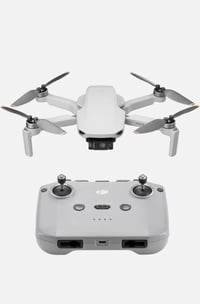 درون dji مني ٢ الكومبو للبيع  الطياره نظيفه مستخدم قليل مع كامل الملحق...