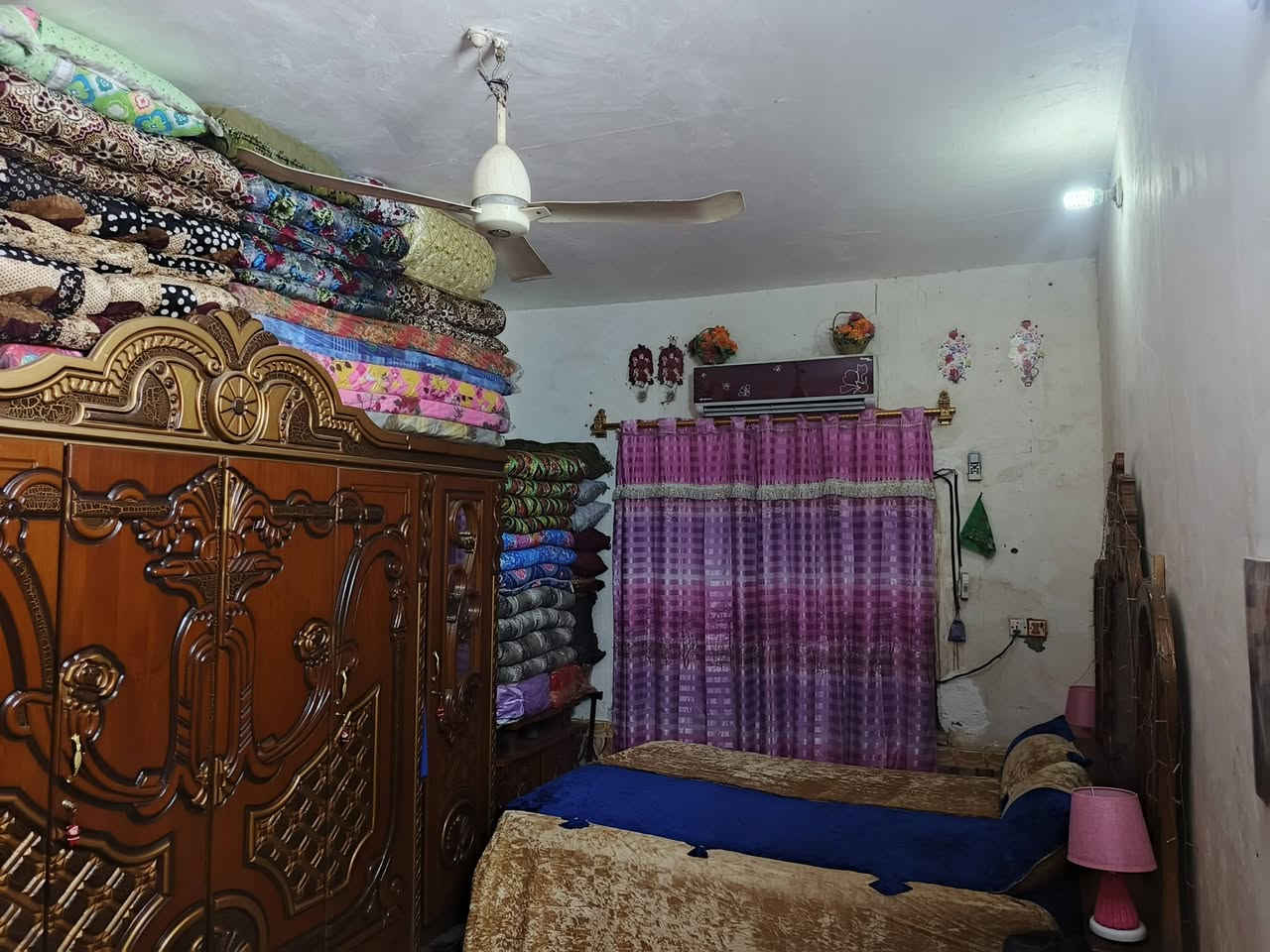 السلام عليكم عدنه بيت البيع حاوي العباس السعر خاص ***********
