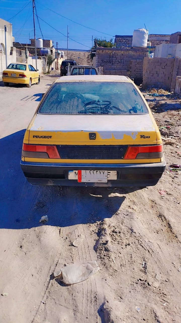 السلام عليكم سياره بيجو للبيع ماندل راعيه السعر 8اوراق وبيه مجال واذا اكو ستوته اورا ق مراوس عادي  *********** هذه رقمي
