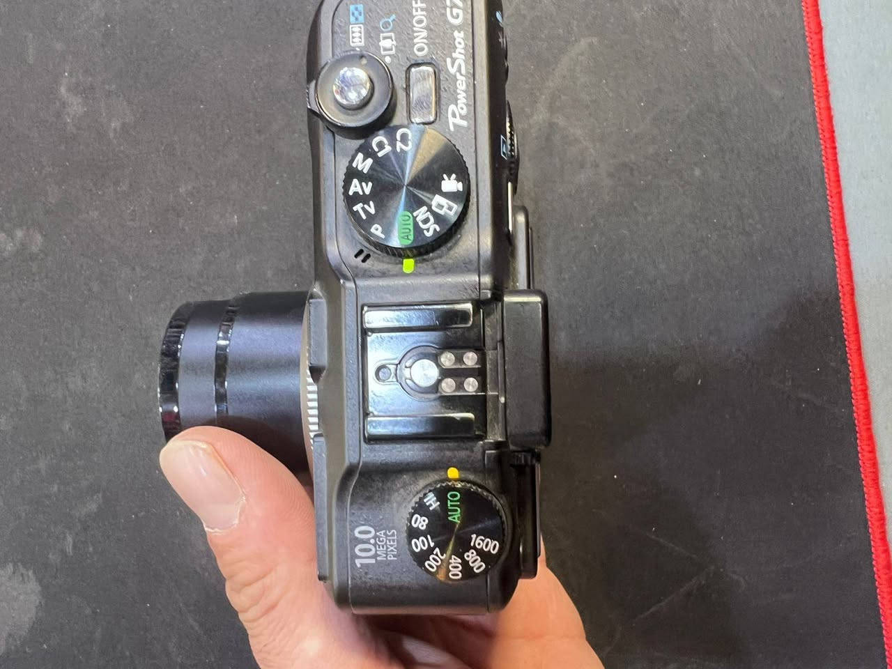 للبيع
 كاميرا كانون باور شوت G7
 مع شاحنه وبطاريه ورام، الكاميرا جداً نظيف
السعر ١٥٠الف


**إذا كنت صاحب هذا الإعلان وتريد حذفه لأي سبب، رجاءا أرسل رسالة إلى الدعم الفني**