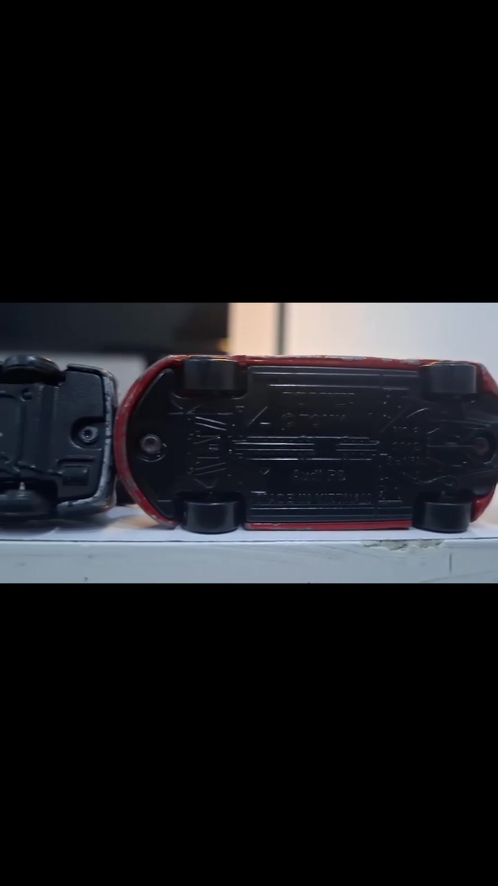 خمسة سيارات شركة توميكا TOMICA 
متوفر ...


**إذا كنت صاحب هذا الإعلان وتريد حذفه لأي سبب، رجاءا أرسل رسالة إلى الدعم الفني**