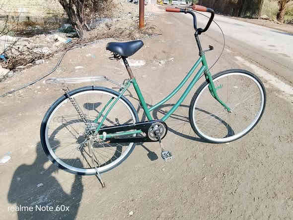 السلام عليكم باسكل للبيع او مراوس بايسكل مصبوغ صبغه حلوه بيه ويلات موديل 20 مكاني ناصريه مركز السعر 50 قفل قفل قفل 🔒🔒🔒بدون عمله رقم الهاتف ***********
