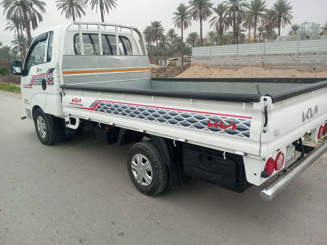 للبيع كيا عموشه موديل 2022 رقم بغداد سياره مكفولة 
ماشيه 87 الف سياره وضع شركه العنوان بغداد الطارمية 
***********
***********
