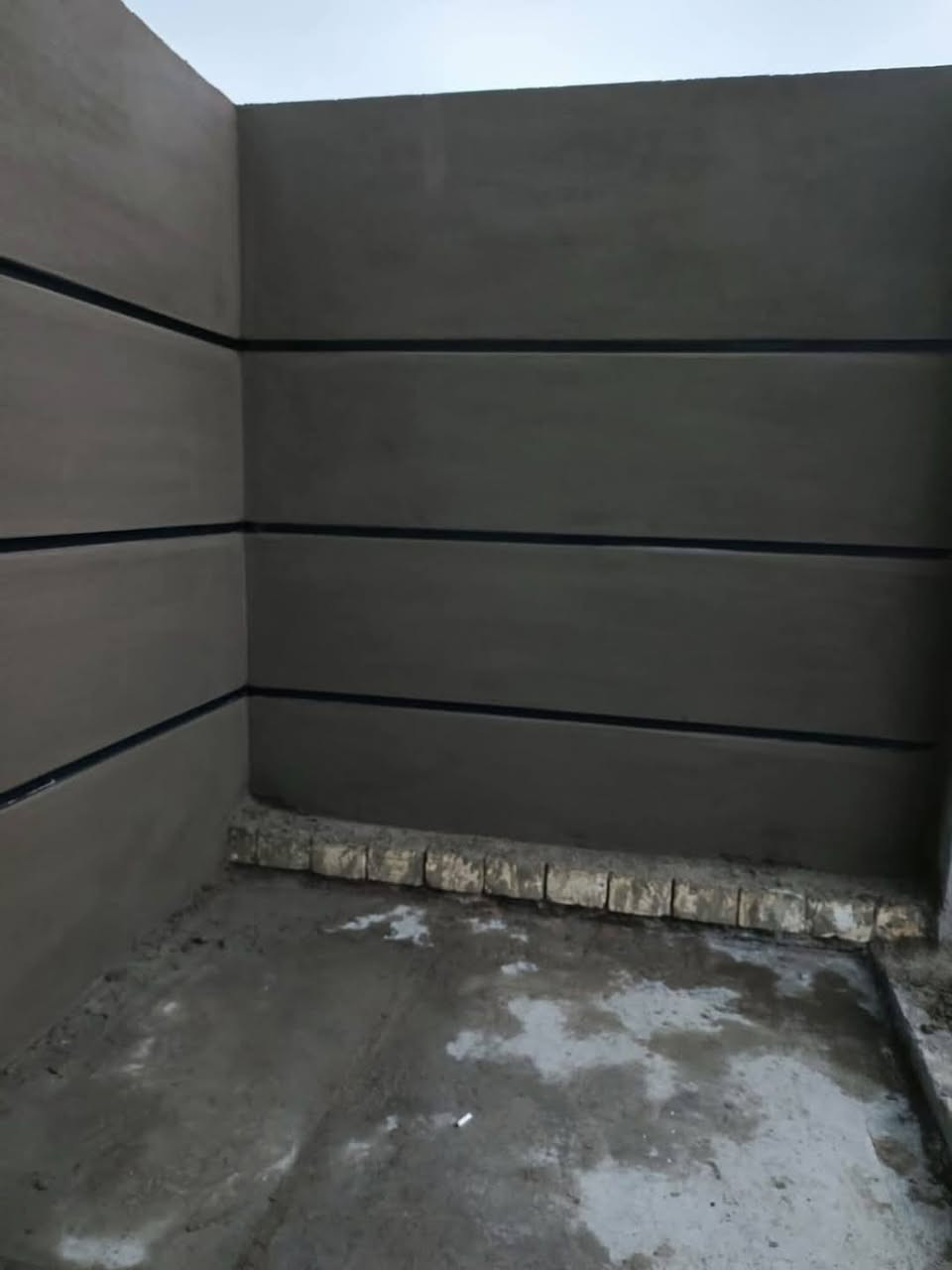 سلام عليكم خلفه لباخ متفرغ حالين  سقل طلس تصفير لبخ ونثر اجراره تشميع ***********بغداد
