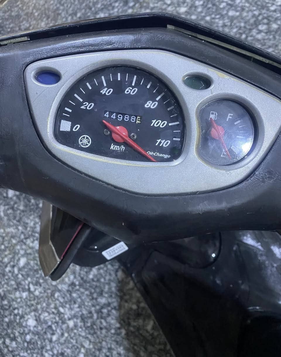 للبيع
سكنس نثية ياباني 110 دراجة نضيفة و شغالة نكرة سلف كهربائيات شغالة كابريتر أصلي و تايرات جدد مكينة مجفتة مرة وحدة كفرات نضيفة مكاني الشعب شارع الصحة 
السعر 550 الف وبيها مجال 
رقمي ***********
