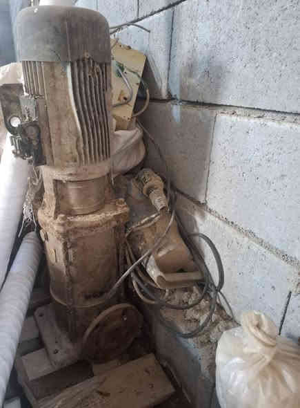 السلام عليكم مواطير ألماني للبيع ب سعر مناسب المكان بصره ***********
