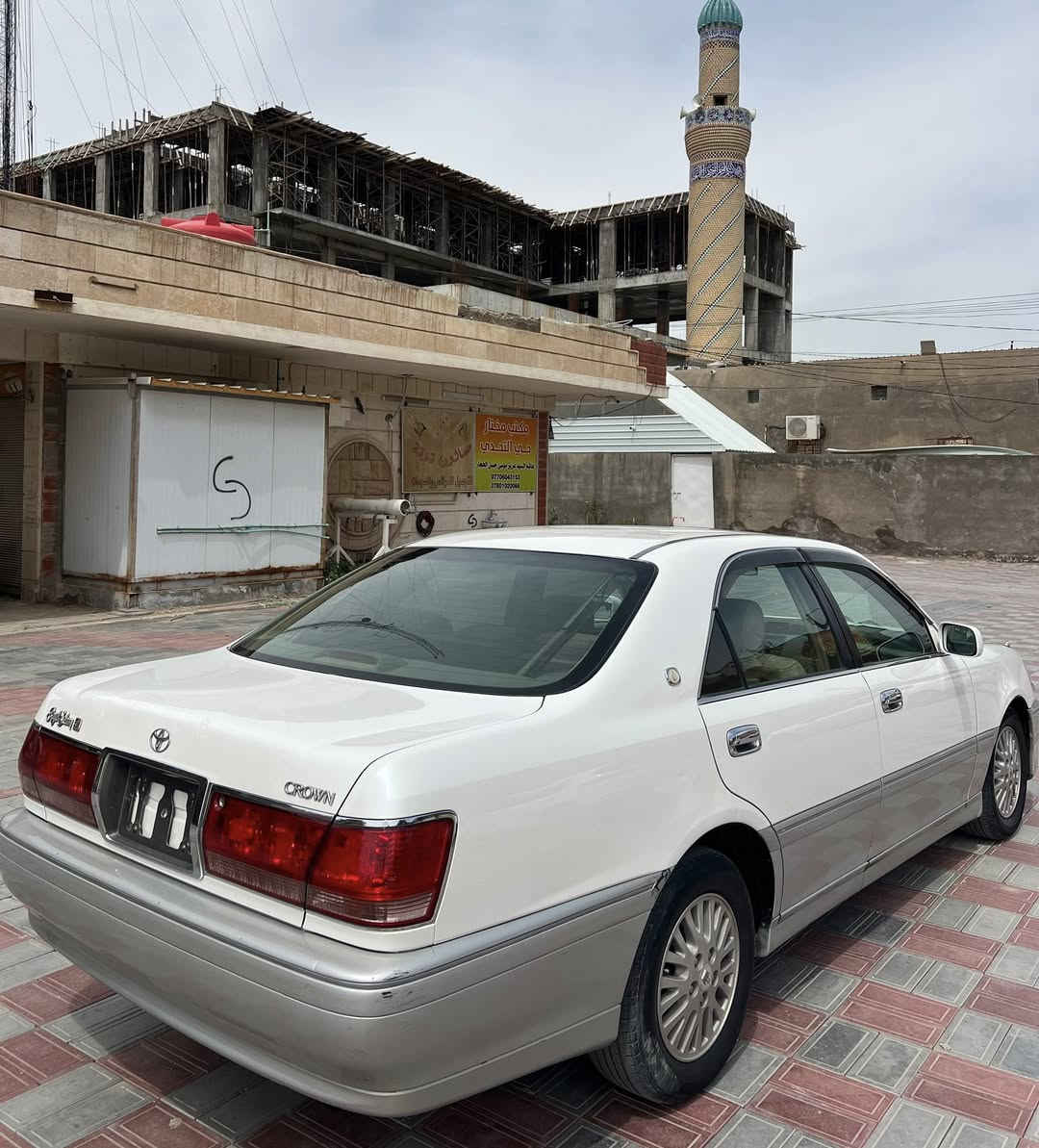 مـلكة كفاله ( عامه - عراق يابان) ادوات 
4دكم  فول مواصفات- تحوير النجف -  شاصي 175 -  ( حاويه شرط ) 
 ( بيها حجز - وتكدر تحجز حجز فوري  ) - شرط مكفوله وجاهزه
السعر : 87 ورقه ( كربلاء ) 
الرقم : ***********
