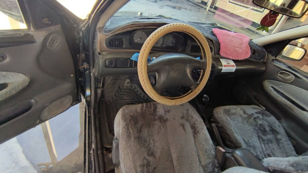 البيع  كيا سيفيا موديل 1996
سعر 33وبيه مجال ديالى خان بني سعد
 رقم الهاتف ***********
