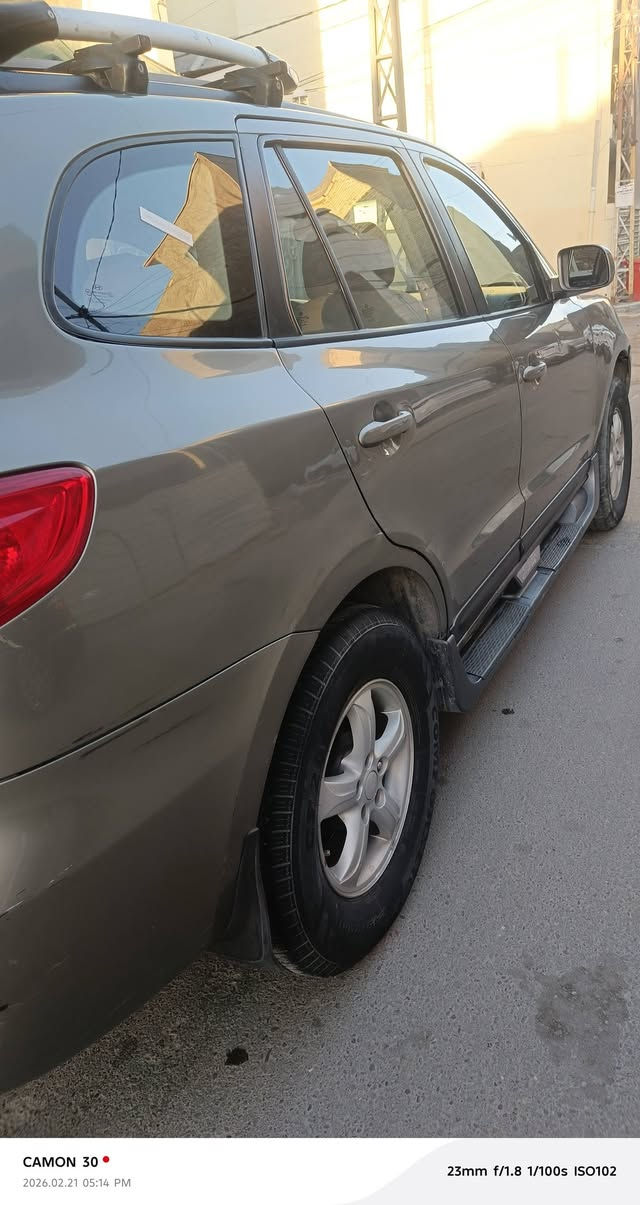 سلام عليكم سنتافيه للبيع موديل 2008 وارد امريكي ستة اسلندر السيارة ليبل واحد محرك المرغوب 2700 سعر 115 للاستفسار ***********
