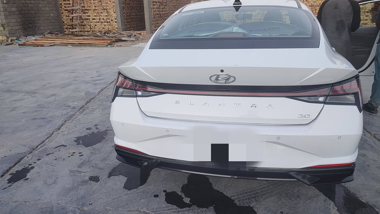 النترا خليجي محرك 2000 كفاله باسمي رقم بغداد فول مواصفات كير AT المرغوب لحد يجي يقارن مع CVT بالسعر لان ابو المصلحة يعرف  والمواصفات راح اذكرهن والسعر تعال خاص ارد عليك تحياتي 
 النترا موديل 2023 خليجي كوري اصلي فول كفالة عامة مواصفات 1/1
بصمه 
تشغيل عن بعد 
فتحة
مكينه 2000 دوش
كير AT المرغوب 
ماشية 60
تنبيه اعطال
حساس امامي وحساس خلفي 
ليد امامي وليد خلفي متصل وليد ضباب
شاشه اصليه كار بلي
اشارة ترحيب عند الاقتراب 
صندوق ذكي عند الاقتراب 
ترحيب ابواب لد عند الاقتراب
كامره دواره
تحكم ستيرن جهتين
ويل كب
اشاير بالمري مري شفط
وضعيات قياده مود درايف
تبريد قطعتين وشحن لاسلكي وبعد مواصفات


**إذا كنت صاحب هذا الإعلان وتريد حذفه لأي سبب، رجاءا أرسل رسالة إلى الدعم الفني**