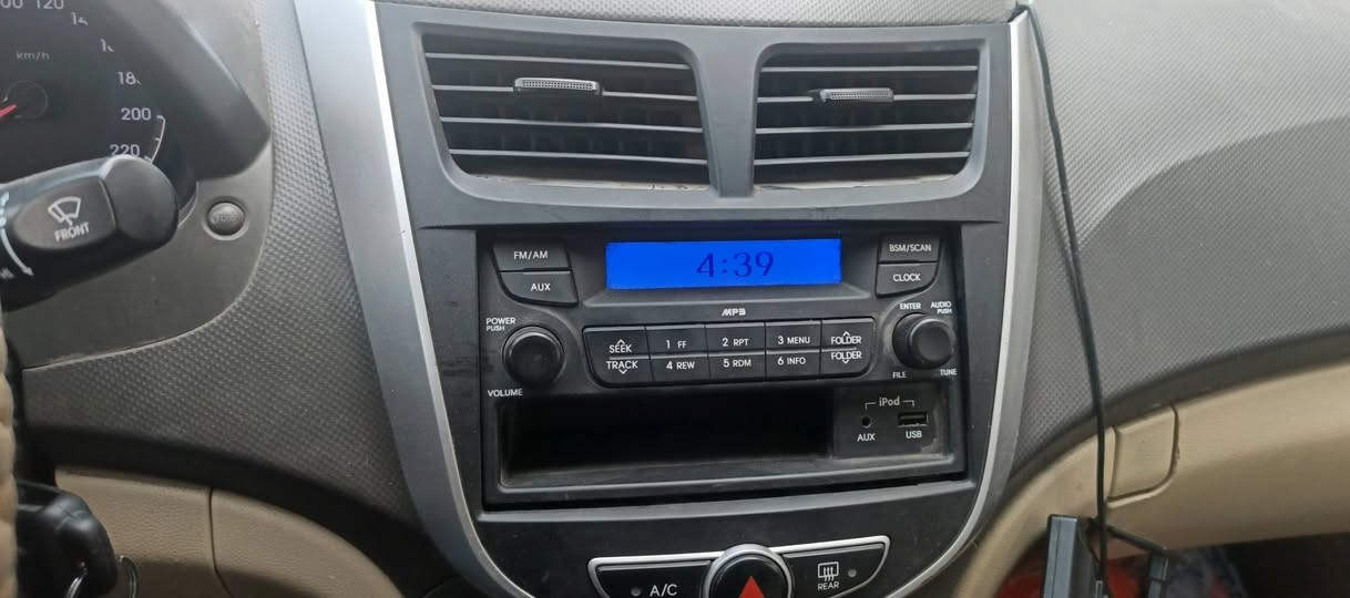 مسجل اكسنت اصلي مع الايطار للبيع العنوان بغداد الاعظمية
