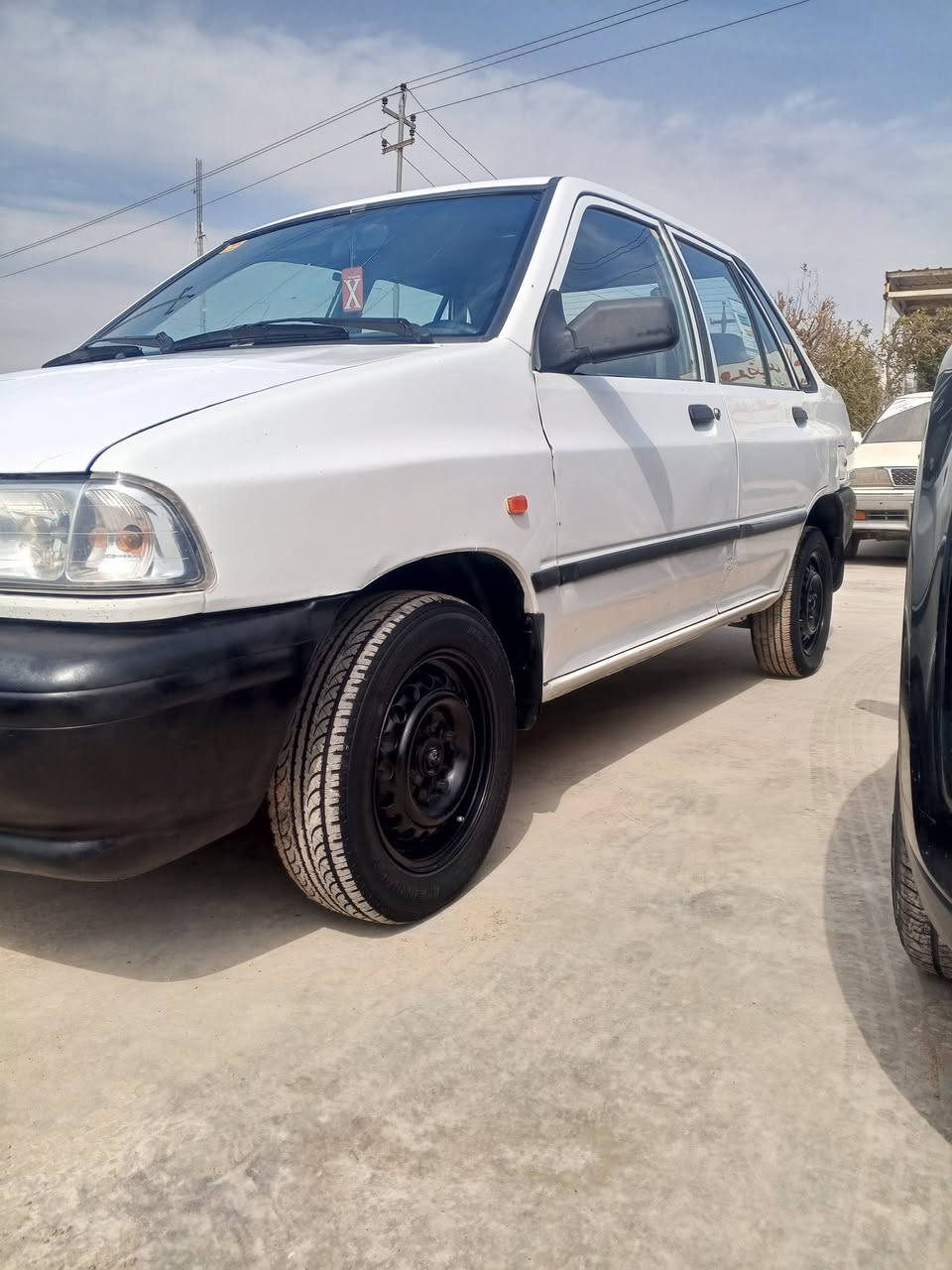 سلام عليكم للبيع سايبا موديل 2011رقم بغداد بسمي تحويل ثاني يوم السياره جاهزه وحلوه  من كلشي معروضه ب 32وبيه مجال مكان السياره واسط العزيزيه ***********
