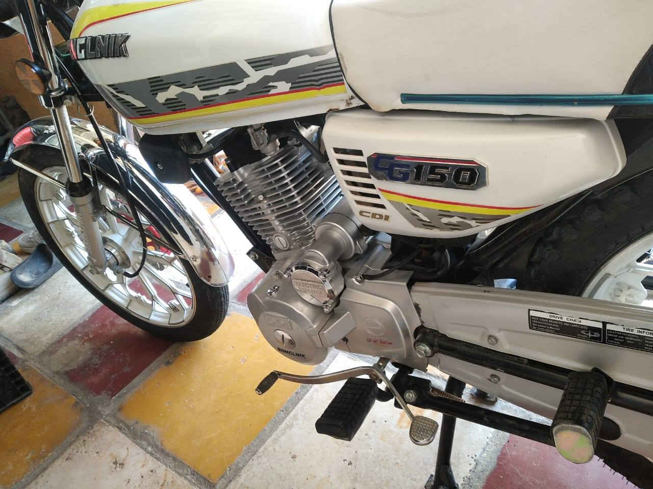 درجه الئ البيع  سفان 225 جديده مكان الحله بابل رقم 📱 *********** مكان الحله بابل  السعر 825 وبه مجل
