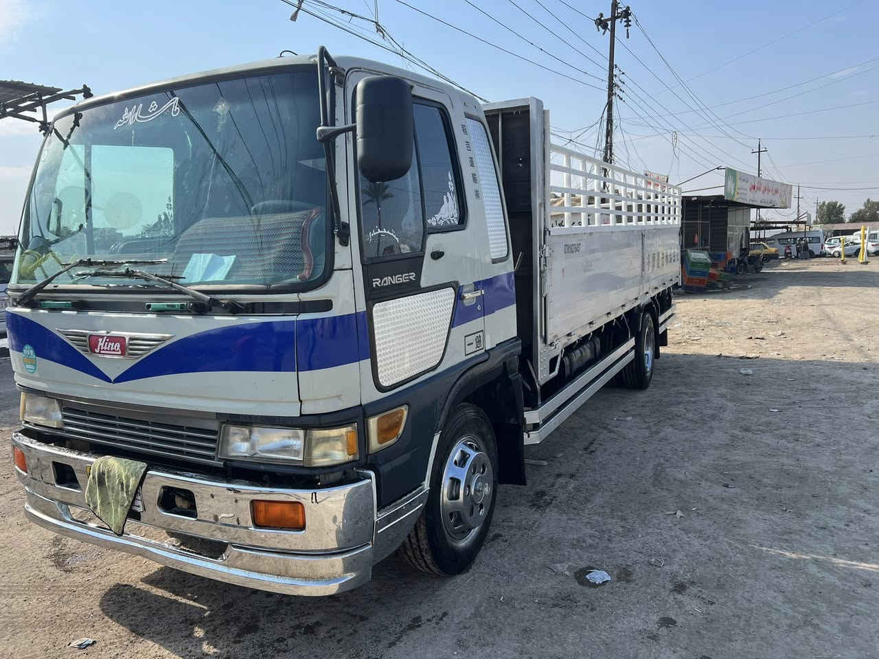 إسلام عليكم هينو طيره للبيع 
مكينه ٧٠ عادي رقم صلاح الدين 
تخم تاير  ١٩ ونص الاستفسار علىى هذا الرقم ***********
