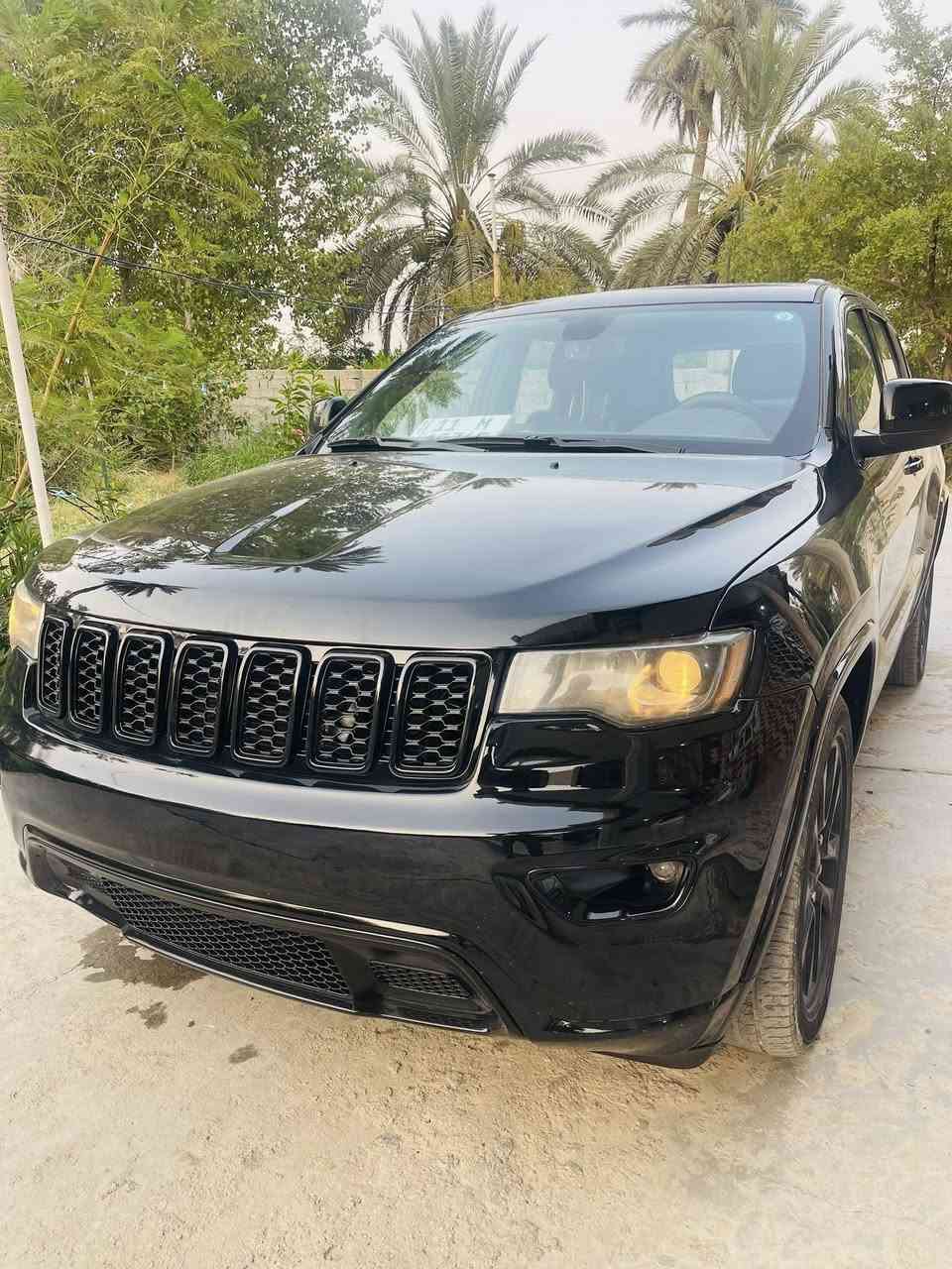 السلام عليكم 
جيب بلاك توب 
امريكي. 2018 صور الحادث موجودات بل منشور 
السيارة بيهة فتحة شاشة كبيرة 
تخم تاير جديد
مكينة وكير وحدادية كلة مكفول 
رقم بغداد مشروع وطني 
السعر 158$
للاستفسار ***********
