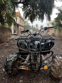 دراجه رباعيه للبيع  دراجه حلوه  تايرات نضاف  محرك نضيف  كهربائيات جديد...