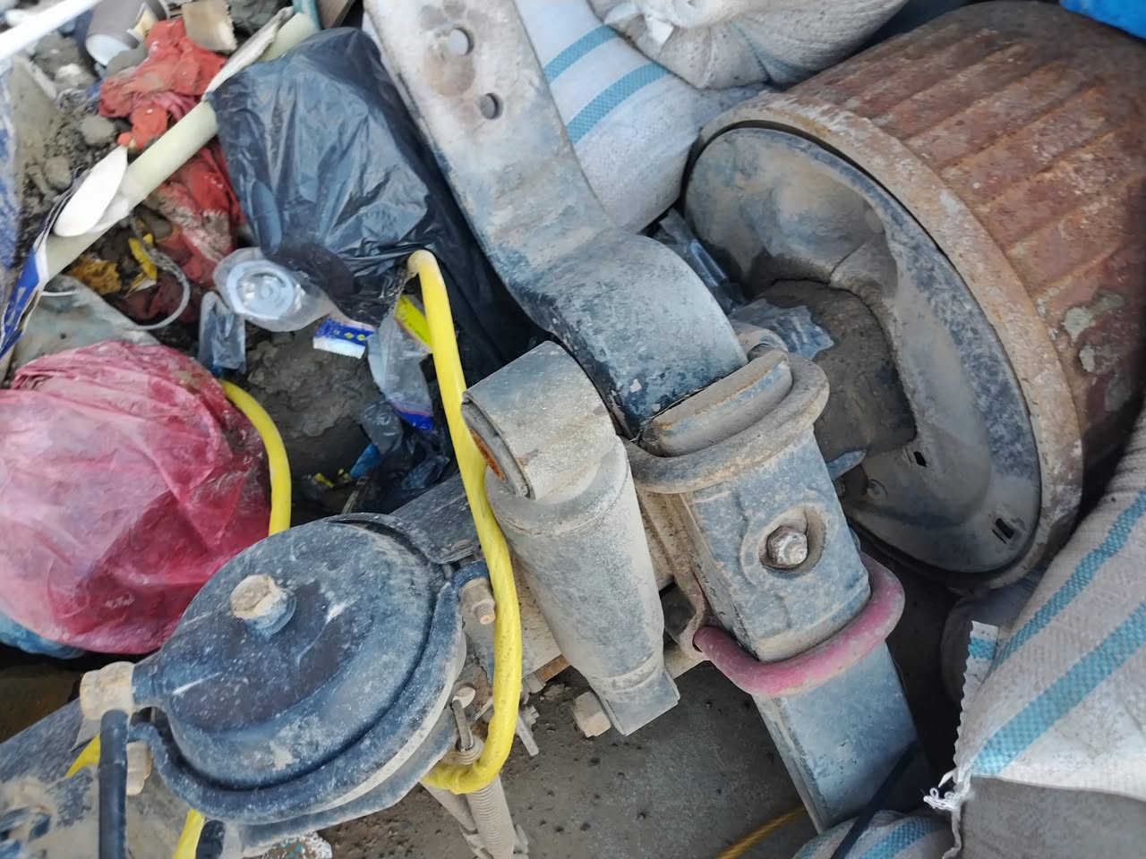 سلام عليكم ورحمة الله وبركاته للبيع دنكير رفع ١٤ أصلي مكان تكريت سعر ١٠ ورقات اتصل ***********
