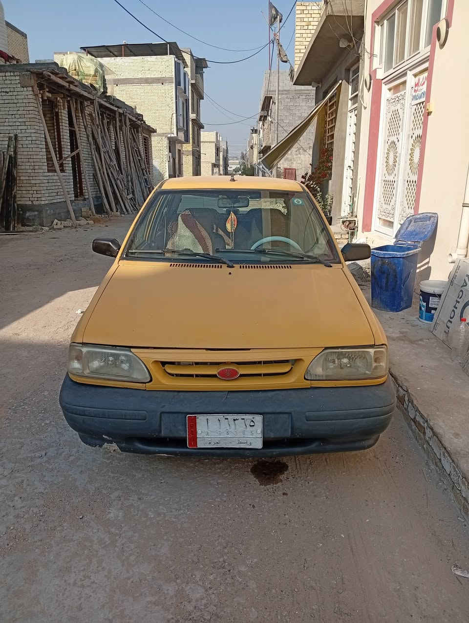 السلام عليكم سايبه 15 للبيع سيارة نظيفة سنوية انكليزي باقي بس استلام لوحات رقم واسط السعر 30 وبيها مجال ضربته سيارة فقط باب سايق الشراي يتصل مكان سيارة ديوانية ***********
